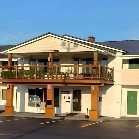 Rodeway Inn Manchester Exterior photo