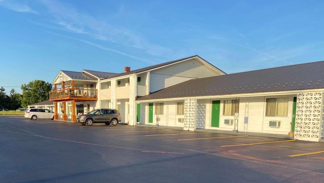 Rodeway Inn Manchester Exterior photo