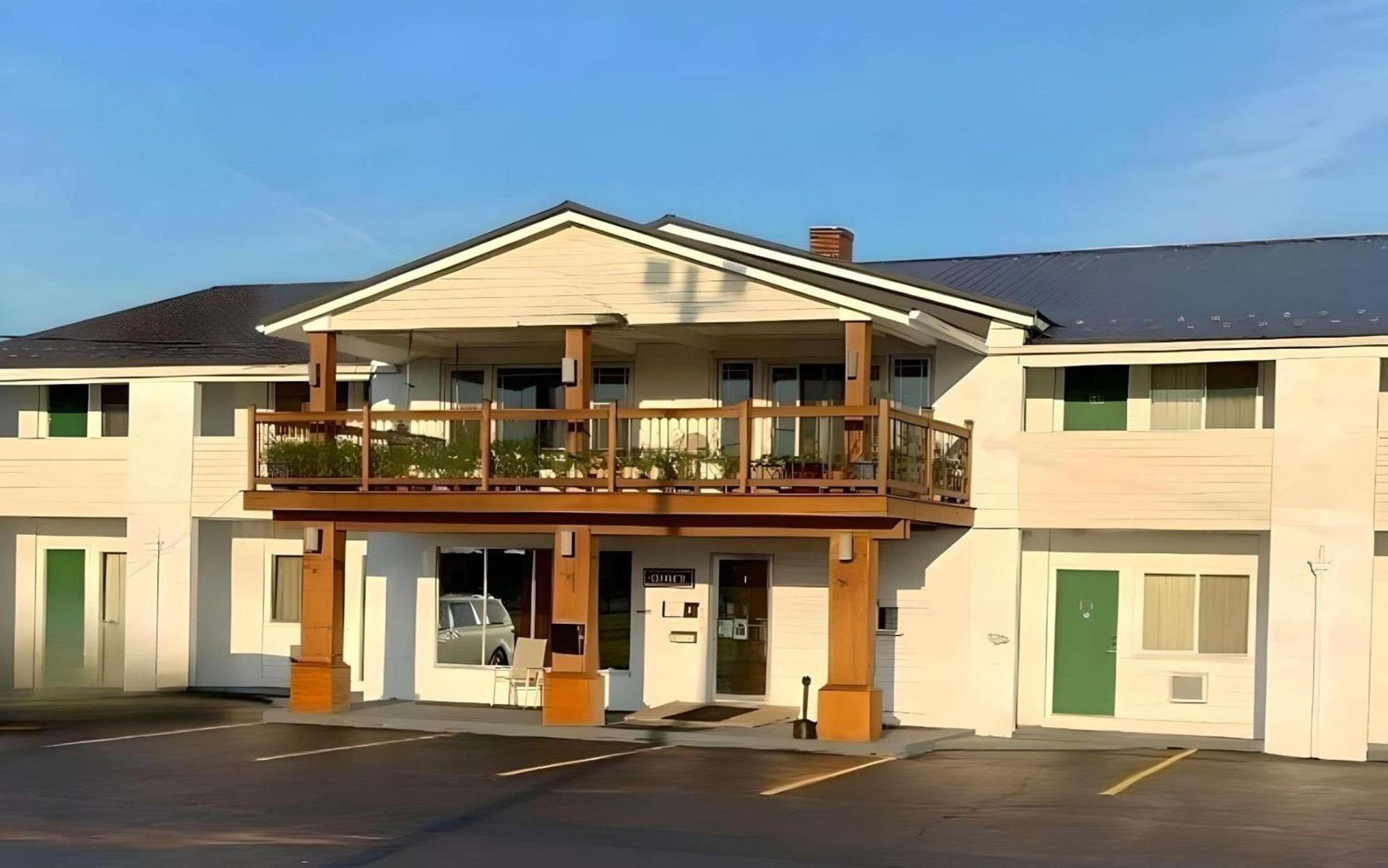 Rodeway Inn Manchester Exterior photo